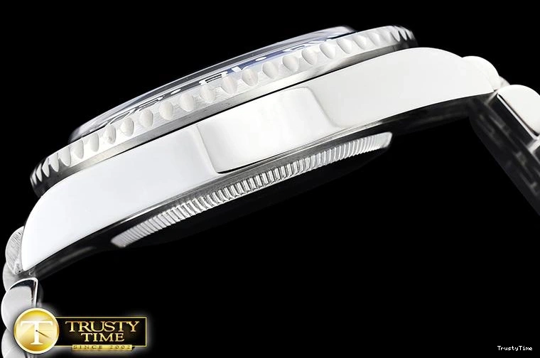 1115 ROLGMT147B – GMT Master II Durable 979